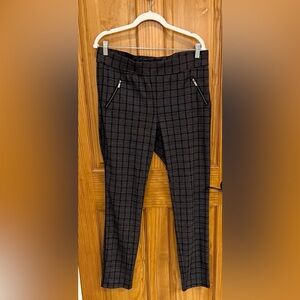 One 5 One Black and Gray Checkered Pants size Large
